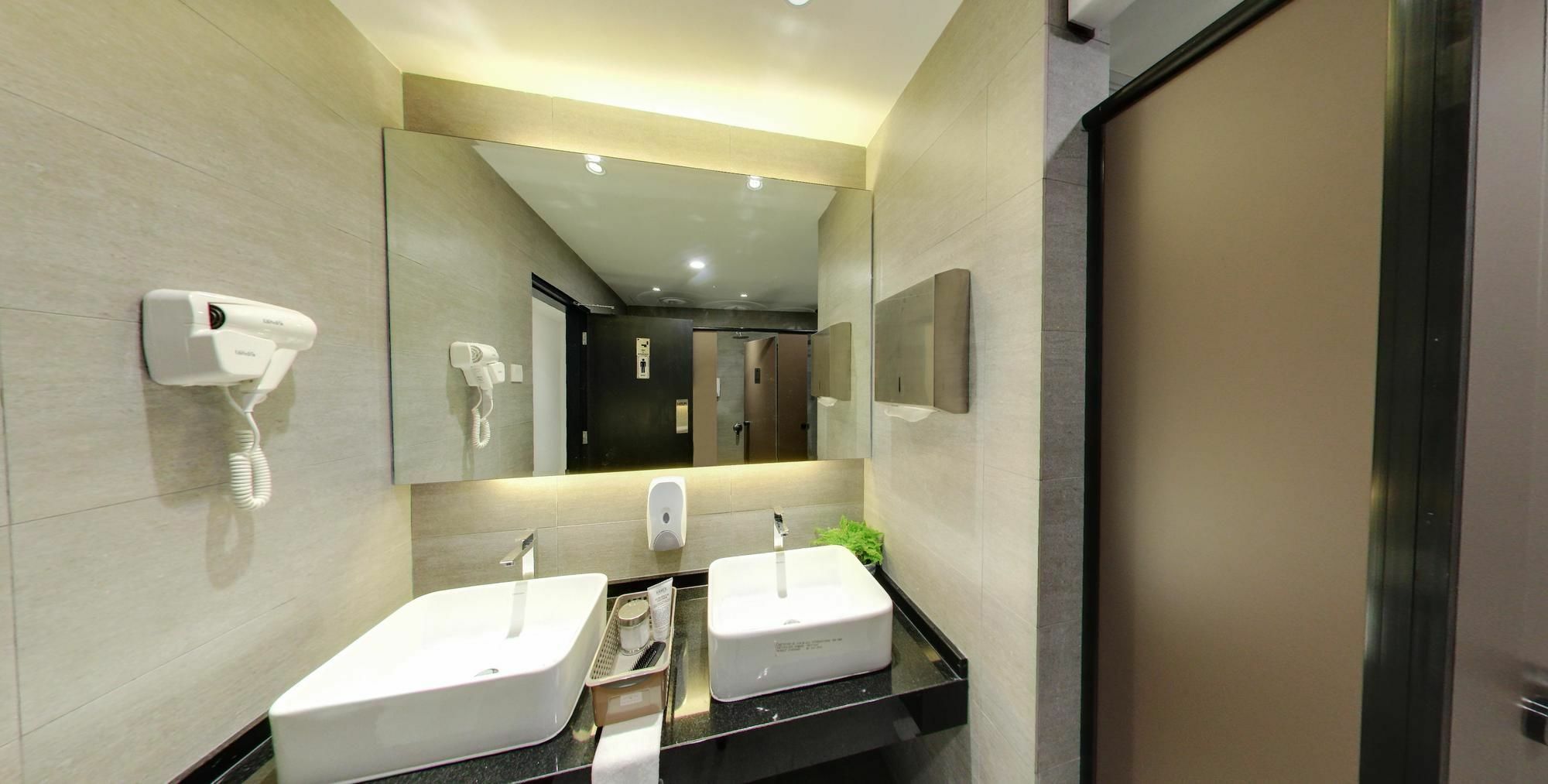 Modern Cave Boutique Stay Malacca Eksteriør billede